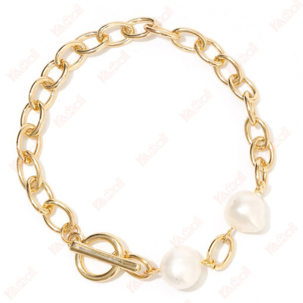 stylish lovely charm pearl bracelet